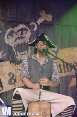 Mr. Hurley & die Pulveraffen @Burgfolk 2014