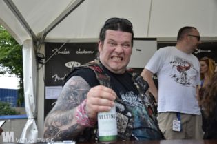 Fotos: Rock Hard Festival 2017 - Tag 2 - Autogrammstunden