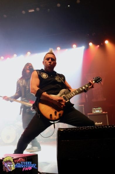 2018-01-28-Fozzy-Paris-Photo-Andrea-Jaeckel-Dobschat-FanthersCOM-0013