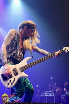 2018-01-28-Steel-Panther-Paris-Photo-Andrea-Jaeckel-Dobschat-FanthersCOM-0162