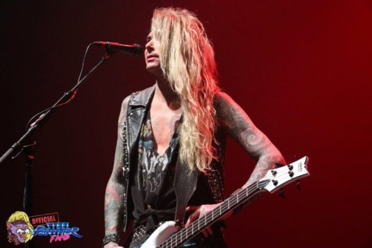 2018-01-28-Steel-Panther-Paris-Photo-Andrea-Jaeckel-Dobschat-FanthersCOM-0216